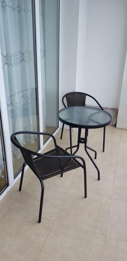 Kvariati Apartment Екстер'єр фото